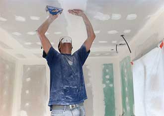 Installation d'un plafond ou faux plafond