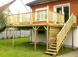 Terrasse sur pilotis